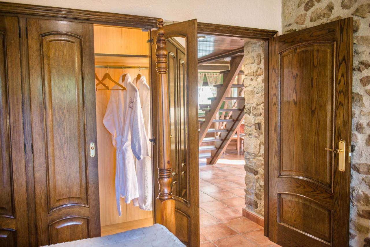 Cal Bisbe, Your Rural Holiday Home Capmany Exterior foto